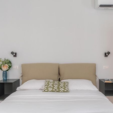 Appartement Iflat Trevi Charming à Rome Extérieur photo