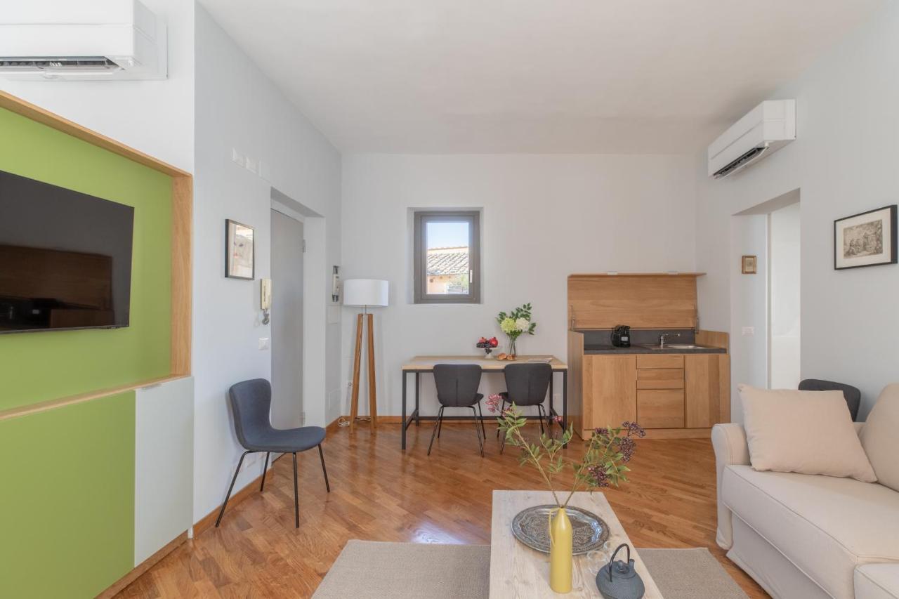 Appartement Iflat Trevi Charming à Rome Extérieur photo