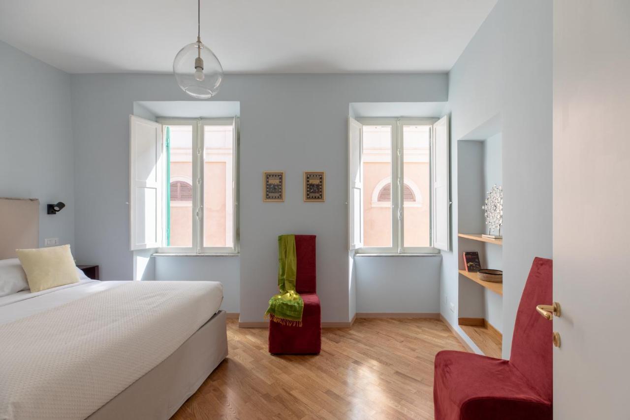 Appartement Iflat Trevi Charming à Rome Extérieur photo